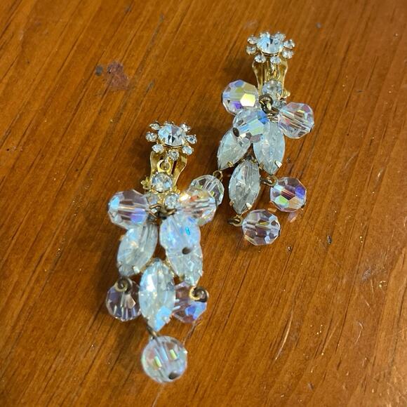 Gold Tone Crystal Dangle Clip On Earrings - Picture 1 of 3